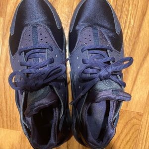 Size 7 - Nike Air Huarache Run Loyal Blue